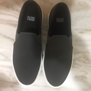 Graphite plus sustainable knit sneaker